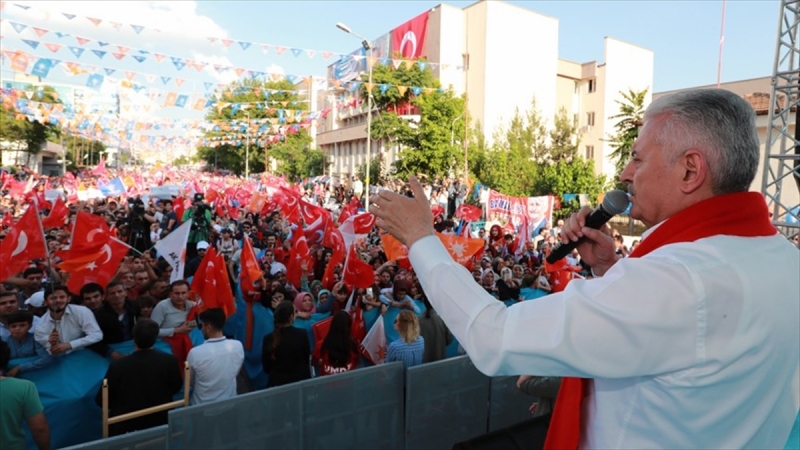 Başbakan Yıldırım: Bir tek insanımızı dahi terör örgütlerine feda etmeyiz