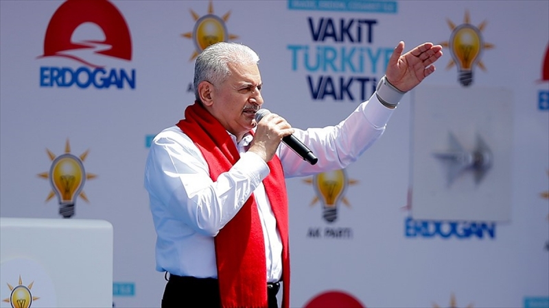 Başbakan Yıldırım: Bunlara kalsa 16 yıldır yapılan dev eserleri balyozla yok edecekler