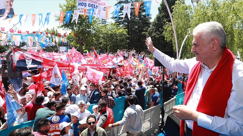 Başbakan Yıldırım: Bu ay iki bayram kutluyoruz