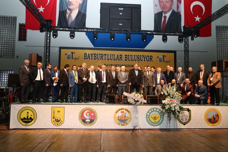  Başkan Hasan Can Bayburtlu Hemşehriler İle Bir Araya Geldi.