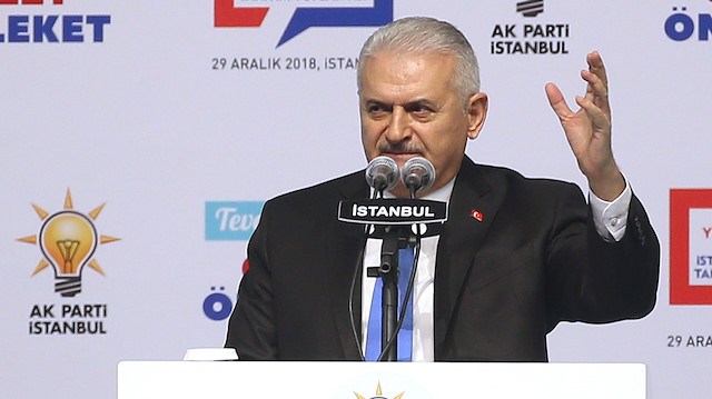 İstanbul’a Yıldırım Düştü ! 2023’ü beraber inşa edeceğiz