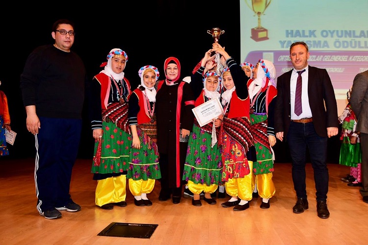 Sancaktepe 2. Geleneksel Halk Oyunları Yarışmasında Ödüller Sahiplerini Buldu