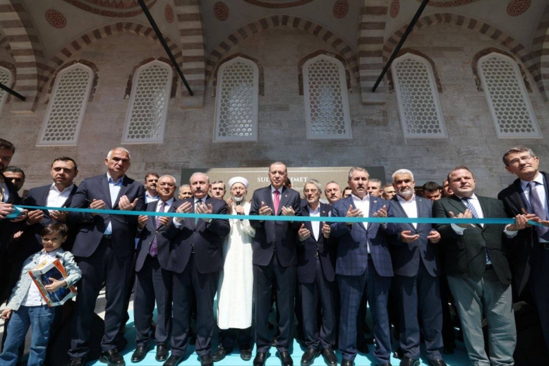 Sultanahmet Camii Cumhurbaşkanımız'ın Katılımıyla Açıldı