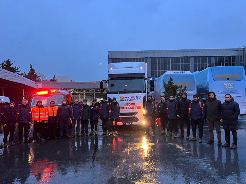 Zeytinburnu Belediyesi Yardım İçin Deprem Bölgesinde