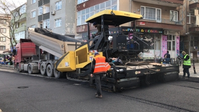 Çavuşbaşı Caddesi'nde Asfaltlama Çalışması