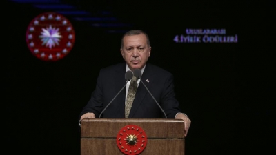 Cumhurbaşkanı Erdoğan: Afrin'e girdik giriyoruz