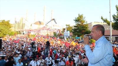 Cumhurbaşkanı Erdoğan: Nerede terör var tepelerine bineceğiz