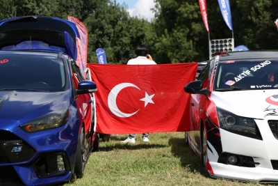 MODİFİYE TUTKUNLARI ÇEKMEKÖY’DE BULUŞTU