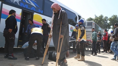 Rejim ablukasındaki Doğu Guta'dan çıkanların sayısı 22 bini geçti